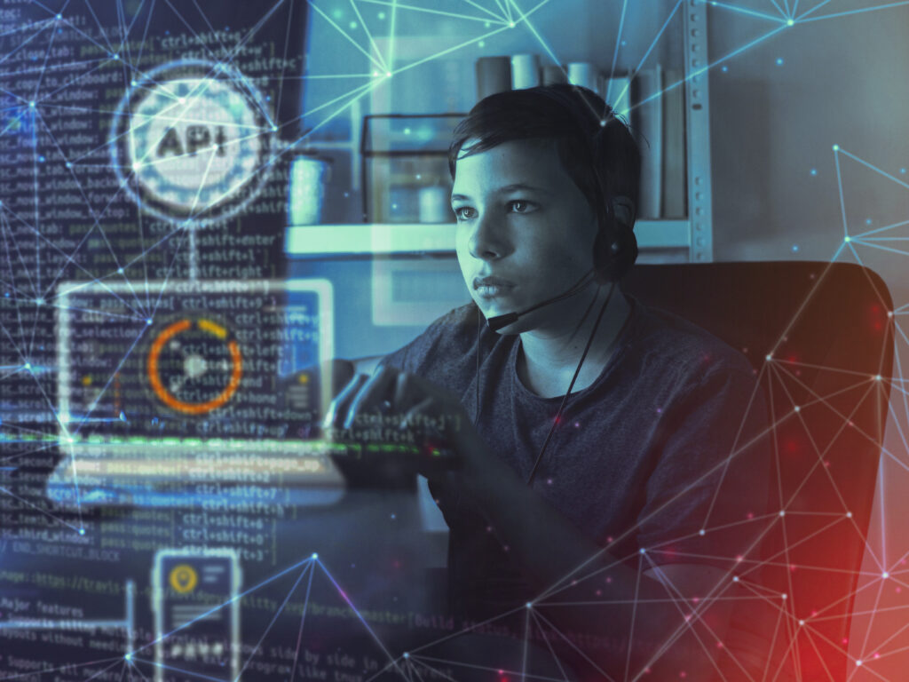 Why Companies Choose IT Support Outsourcing | 🧑‍💻 Ciegate